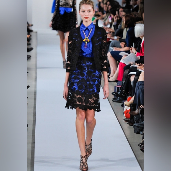 $2,490 NEW W. TAG OSCAR DE LA RENTA WHT NAVY FLORAL RUNWAY SKIRT US XS - Picture 8 of 9